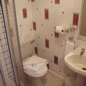 Twin Room Shower